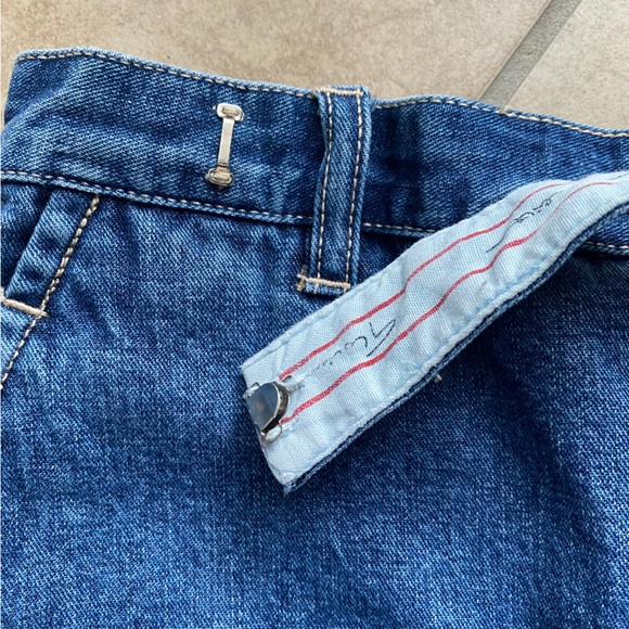 VINTAGE HIGH WAISTED DENIM SHORTS - Picture 7 of 8